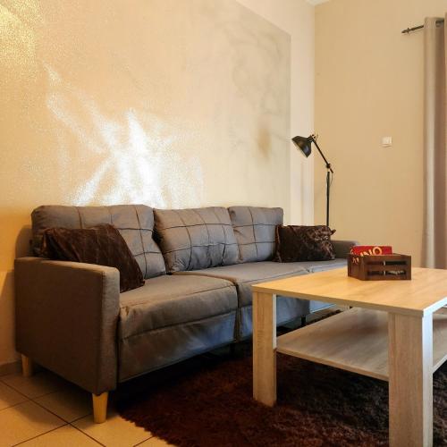 Central Luxury Apartment 5