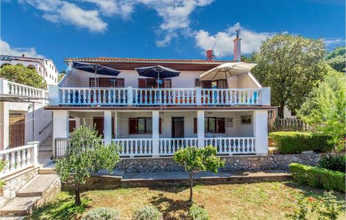 Viesnīcas āriene, 5 Bedroom Amazing Home In Klenovica in Klenovica