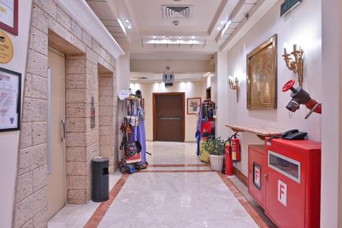 Shops, Swiss Inn Nile Hotel in Giza