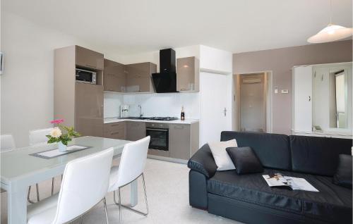 Gorgeous Apartment In Rabac With Kitchen