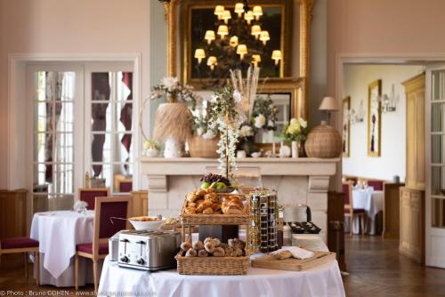 Le Chateau de la Tour - 식음료(F&B)