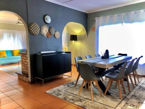 Seaside Retreat in Kenton-on-Sea in 肯頓海