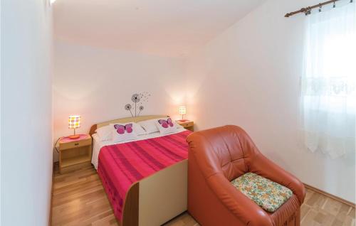 1 Bedroom Amazing Apartment In Kolan in Kolan