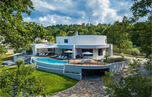 Villa Viktor Tireli – khách sạn tại Gracisce