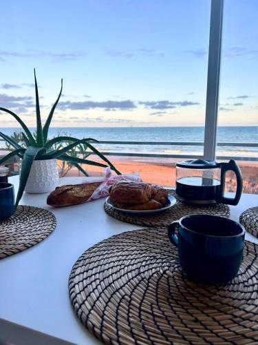 Balkons/terase, Mettons les voiles - Appt vue mer avec loggia in Bernieres-sur-Mer