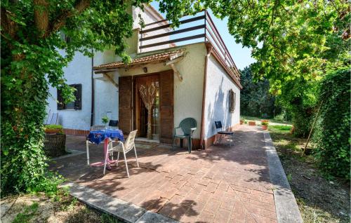  2 Bedroom Cozy Apartment In Montopoli Di Sabina in Montopoli in Sabina