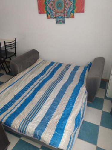 One-Bedroom Apartment image 2