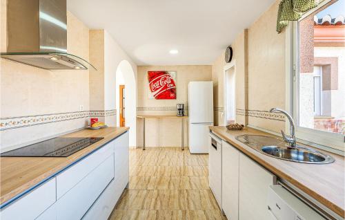 virtuve, Stunning Air Conditioned House in Cijuela