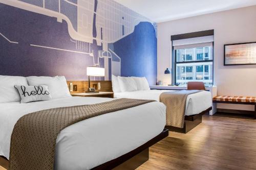 Queen Room with Two Queen Beds - Non-Smoking