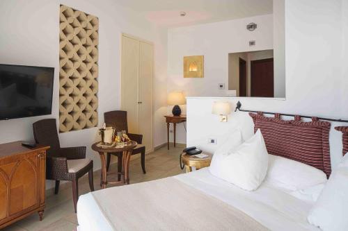 Prestige with Sea View image 2