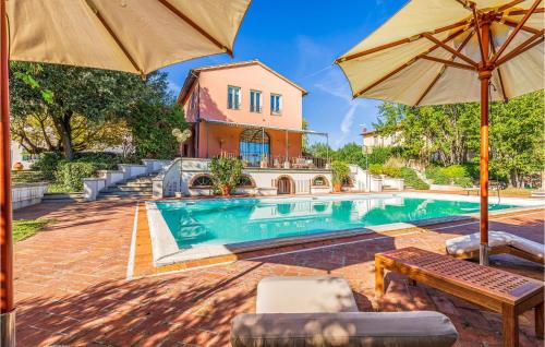 Cozy Home In Fucecchio With Jacuzzi