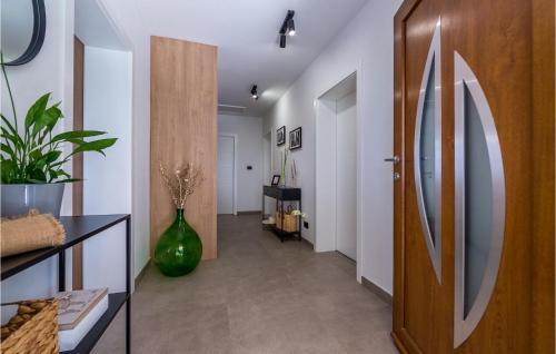 ทัศนียภาพภายนอกโรงแรม, Villa Calla Labin in โรโกซานา