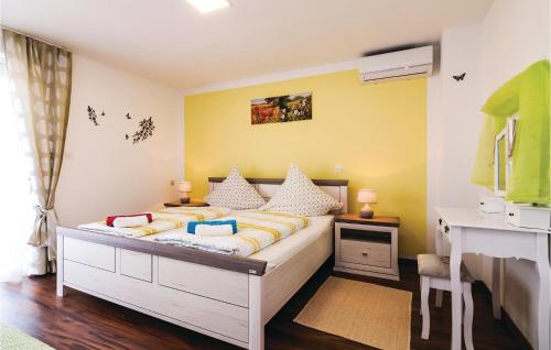 Four-Bedroom Holiday Home In Polaca in Polaca