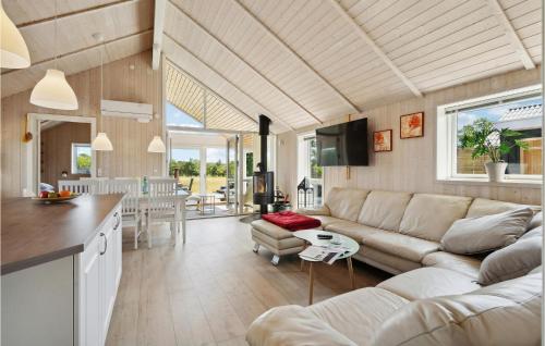  Beautiful Home In Millinge With Wifi in Millinge