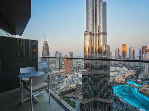 Super luxurious 2 BR Burj Khalifa & Fountain View