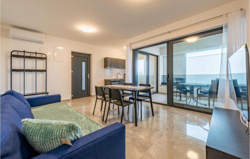 1 Bedroom Cozy Apartment In Vir 3
