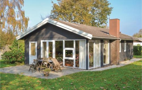 酒店活動, Three-Bedroom Holiday Home In Esbjerg V in 耶廷