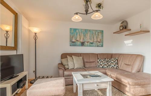 Amazing home in Langenhorn with 2 Bedrooms - image 8