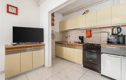 Kitchen, Beach Front Home In Sveti Juraj With Wifi in Sveti Juraj