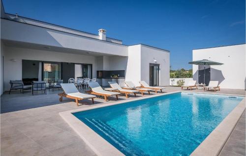 Villa Mateo