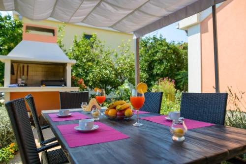 Holiday home Mirjana - with garden Trogir 