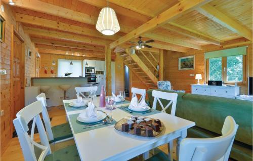 Restaurante, Gorgeous Home In Varazdinske Toplice in Varaždinske Toplice