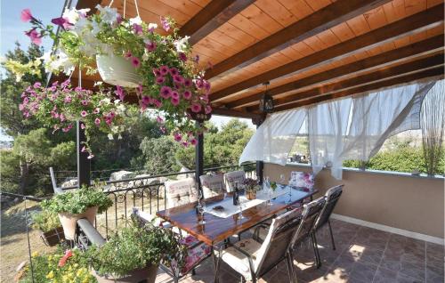 Cozy Home In Split With Private Swimming Pool, Can Be Inside Or Outside, Split (foto 2)