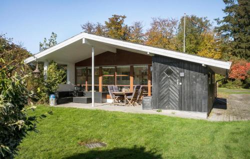 Exterior view, 3 Bedroom Stunning Pet-Friendly Home In Stubbekøbing in Sortsø