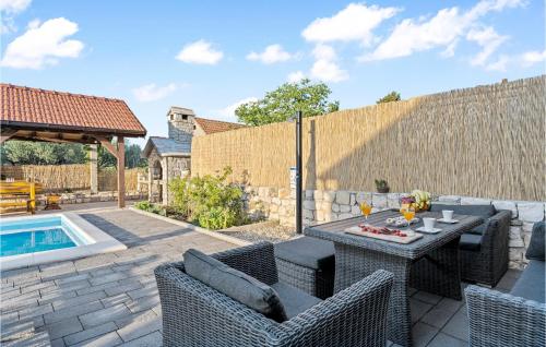 外部景觀, Gorgeous Home In Drinovci With Wifi in 德里諾維錫