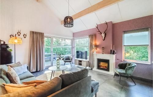  Amazing Home In Putten With Wifi in Putten