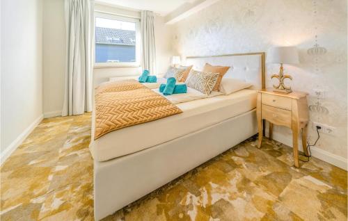 2 Bedroom Cozy Apartment In Mettmann in Mettmann