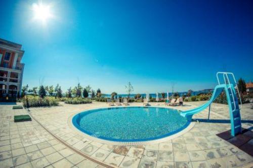 Prestige Fort Beach - Menada Apartments