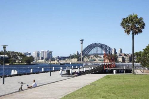 Thriving city location dining hub near CBD - image 8