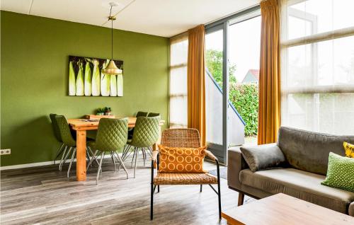  3 Bedroom Cozy Home In Vlagtwedde in Vlagtwedde