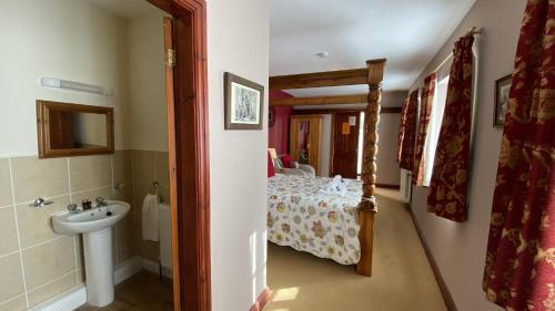 The New Inn - image 6