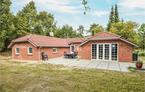 Holiday Home Nørballevej Blavand I – khách sạn tại Oksby