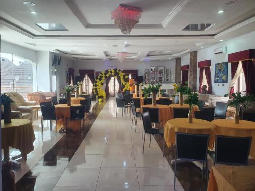 MrSmith Hotel in Awka