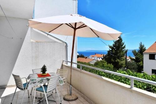 Two-Bedroom Apartment with Terrace image 3