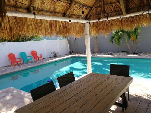 Escape the cold in this huge heated pool in Deerfield Beach, USA