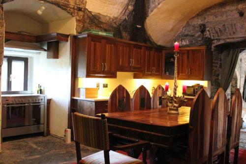 virtuve, Smithstown Castle in Kilfenora
