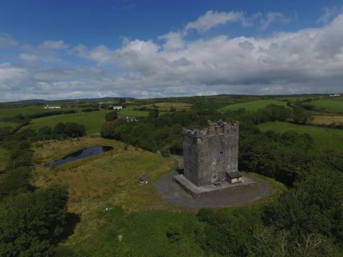 Apkārtne, Smithstown Castle in Kilfenora