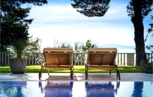 Villa Diocletian, Split (photo 8)