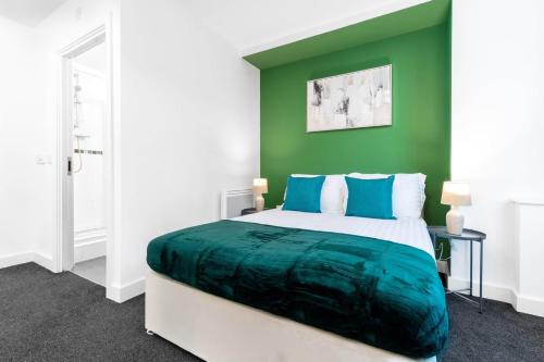 LUXURY SEA BLUE-Birmingham central apartment, Бирмингем (фото 9)