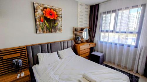 Neuron 1-Bedroom Pool View Apartment in Caesar Resort Neuron 1-Bedroom Pool View Apartment in Caesar Resort