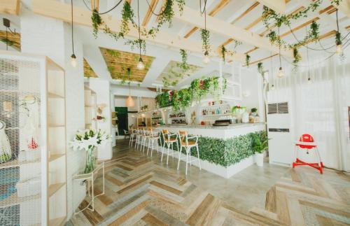 Neuron 1-Bedroom Pool View Apartment in Caesar Resort Neuron 1-Bedroom Pool View Apartment in Caesar Resort