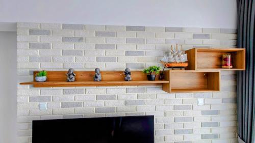 Neuron 1-Bedroom Pool View Apartment in Caesar Resort Neuron 1-Bedroom Pool View Apartment in Caesar Resort