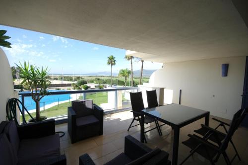 Livingtarifa Apartamento Las Olas in เปโโร บาเลียนเต