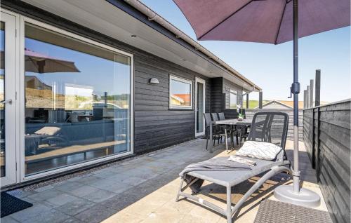 Vista exterior, Three-Bedroom Holiday Home In Hvide Sande in Hvide Sande