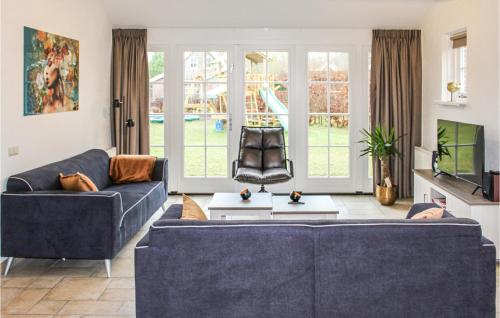  Nice Home In Hoge Hexel With Kitchen in Hoge-Hexel