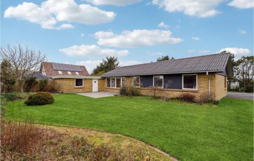  3 Bedroom Lovely Home In Vestervig in Vestervig